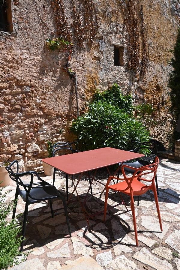 Maison Porte Heureuse Roussillon en Isere Dış mekan fotoğraf