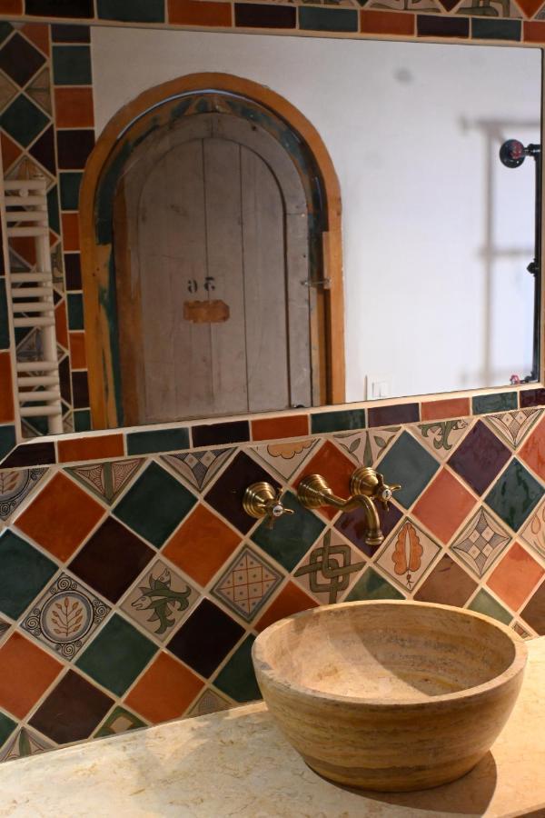 Maison Porte Heureuse Roussillon en Isere Dış mekan fotoğraf
